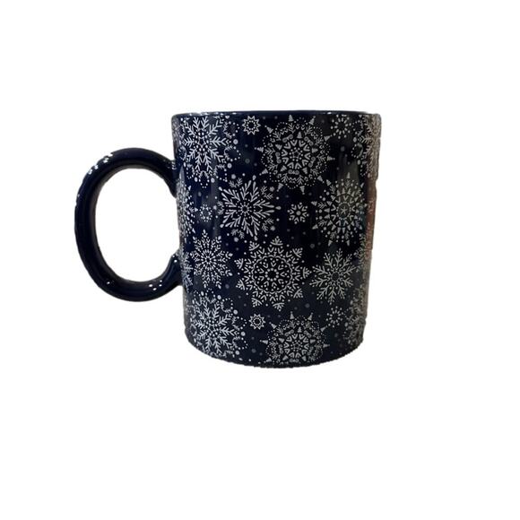 Chic & Tonic Snowflake Mug Coffee Cup Blue White Winter Christmas NEW - Picture 1 of 8